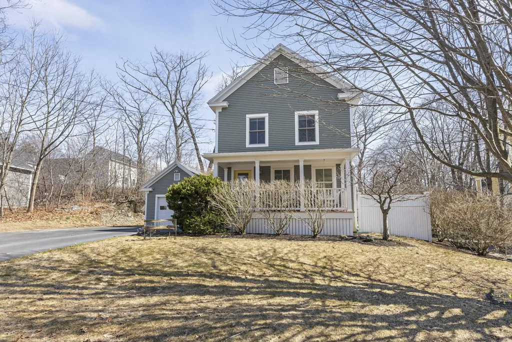 18 Ward Street Scarborough ME 04074
