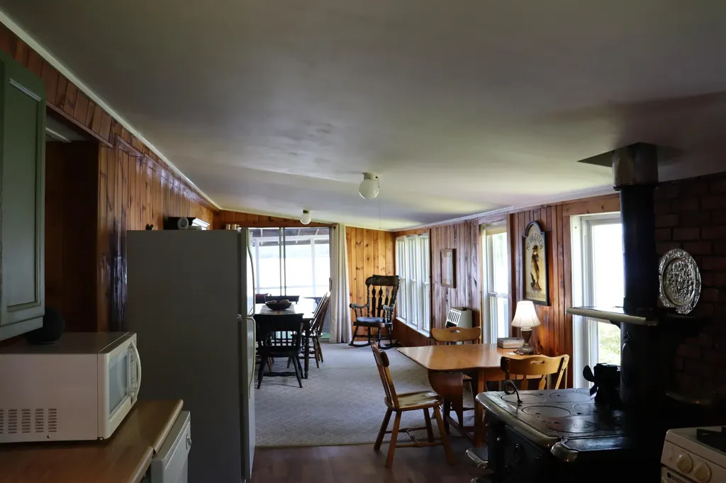46 Pond Road Eddington ME 04428
