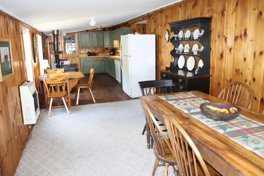46 Pond Road Eddington ME 04428