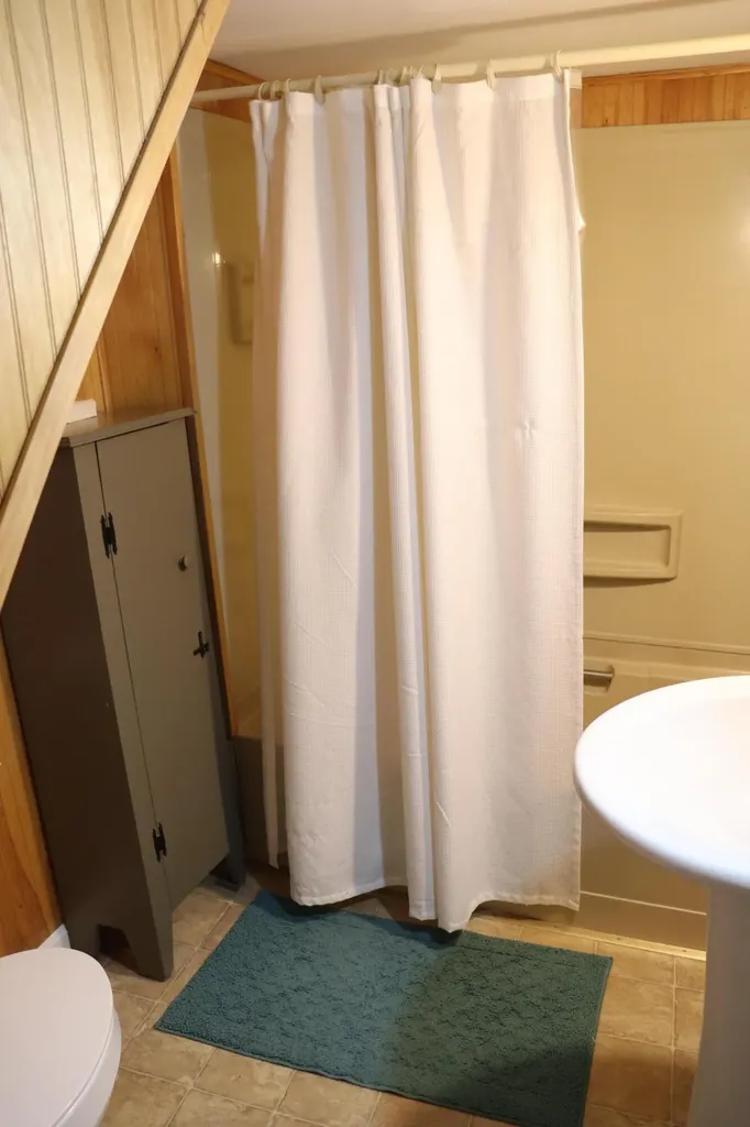 46 Pond Road Eddington ME 04428