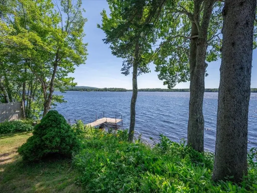 46 Pond Road Eddington ME 04428