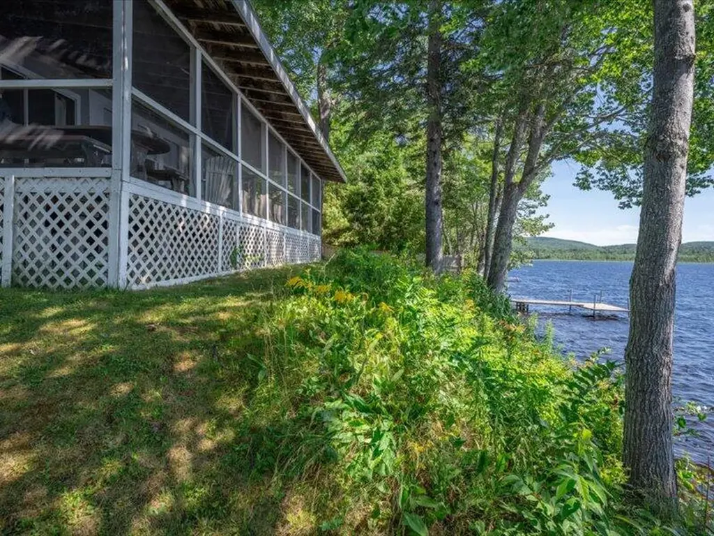 46 Pond Road Eddington ME 04428