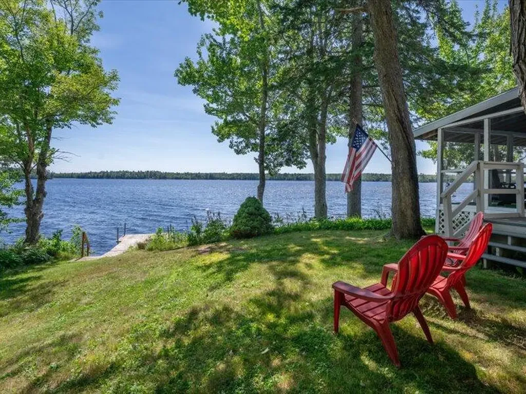 46 Pond Road Eddington ME 04428