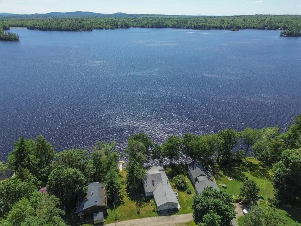 46 Pond Road Eddington ME 04428