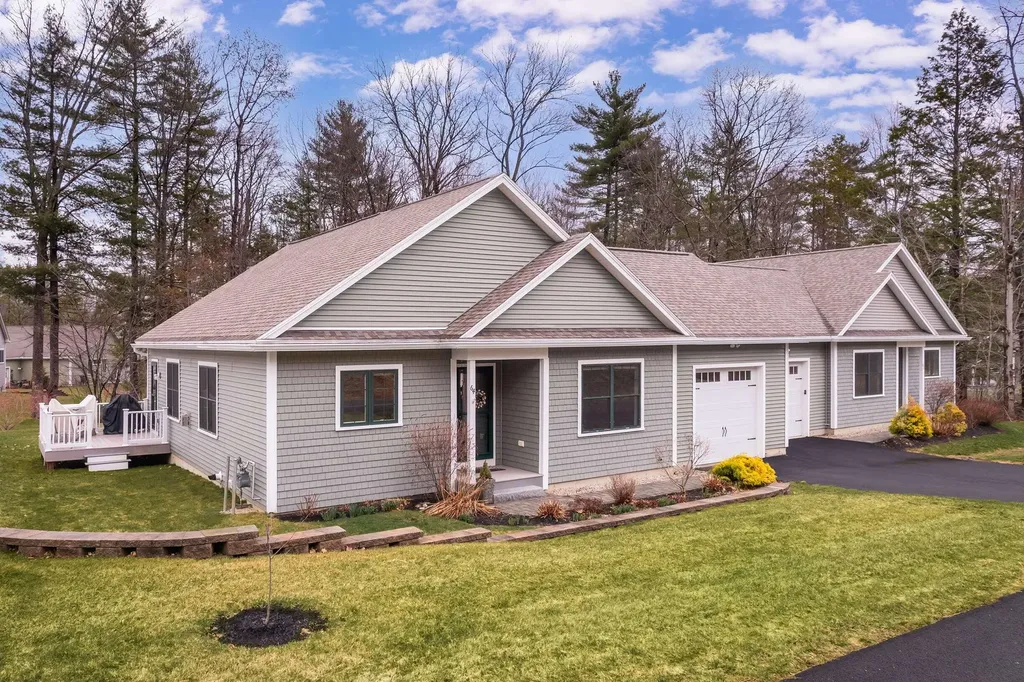 64 Village Drive Eliot ME 03903