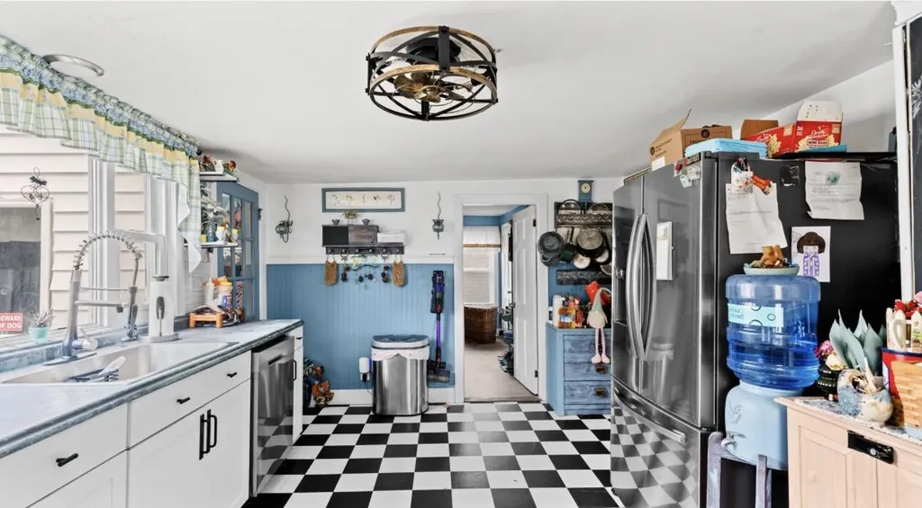 38 Meadow Road Topsham ME 04086