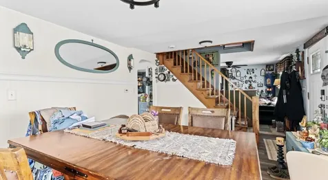 38 Meadow Road Topsham ME 04086