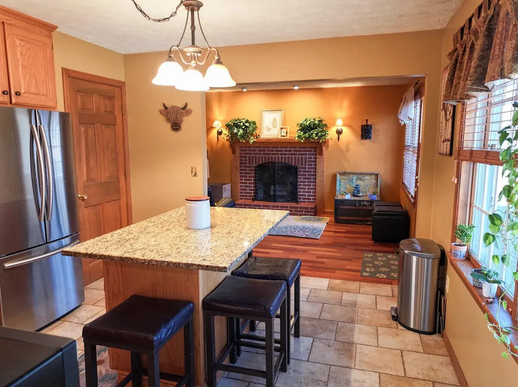 11 Kensington Terrace Lewiston ME 04240
