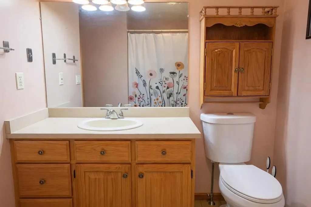 11 Kensington Terrace Lewiston ME 04240