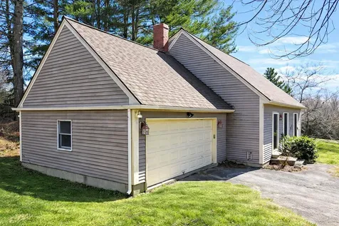11 Kensington Terrace Lewiston ME 04240