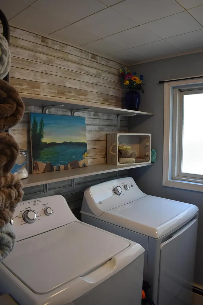544 Ossipee Trail W Standish ME 04084