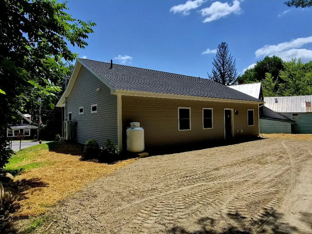 684 Main Street Wilton ME 04294