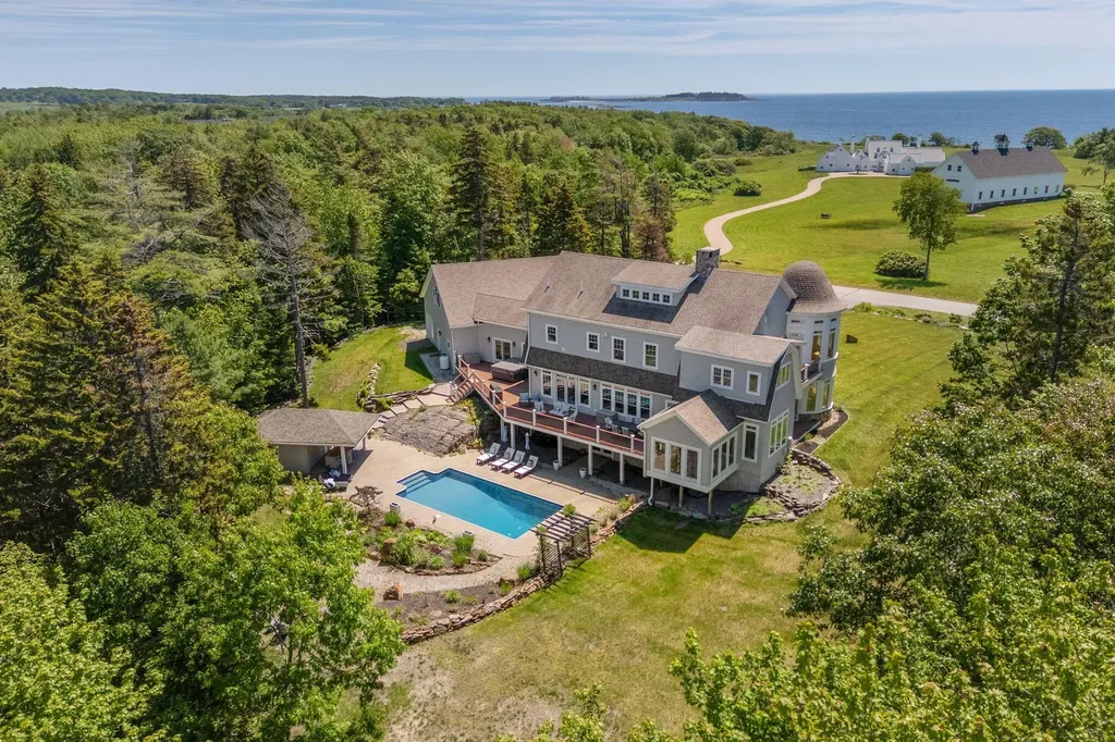 4 Cole Farm Drive Scarborough ME 04074