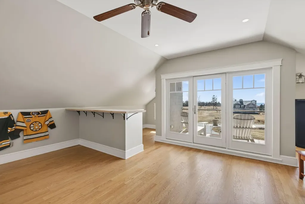 4 Cole Farm Drive Scarborough ME 04074
