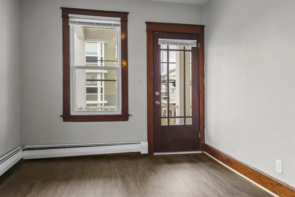 89 Walnut Street Lewiston ME 04240