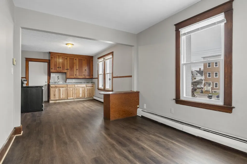 89 Walnut Street Lewiston ME 04240