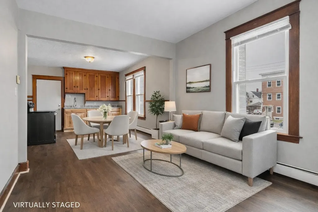 89 Walnut Street Lewiston ME 04240