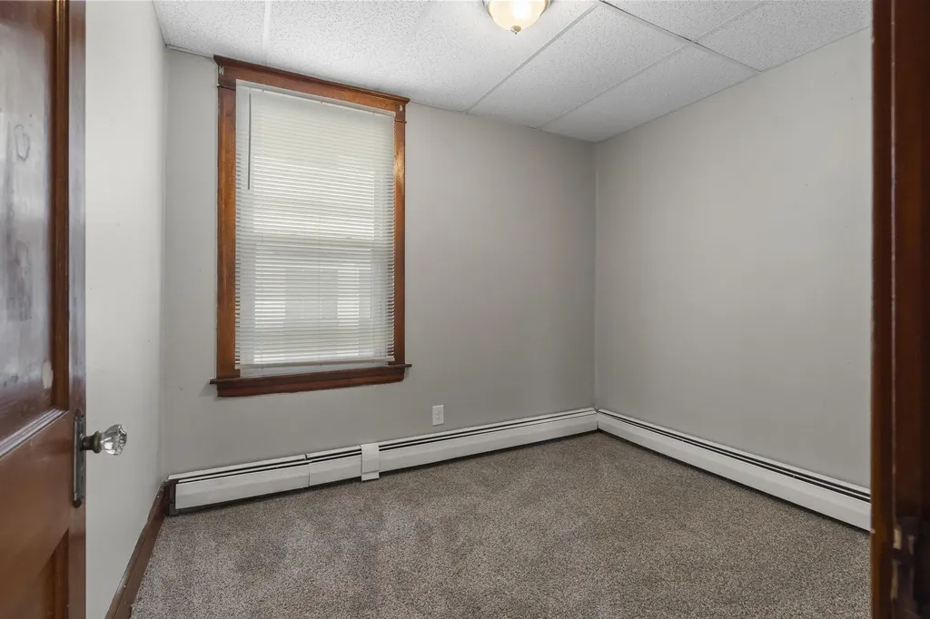 89 Walnut Street Lewiston ME 04240