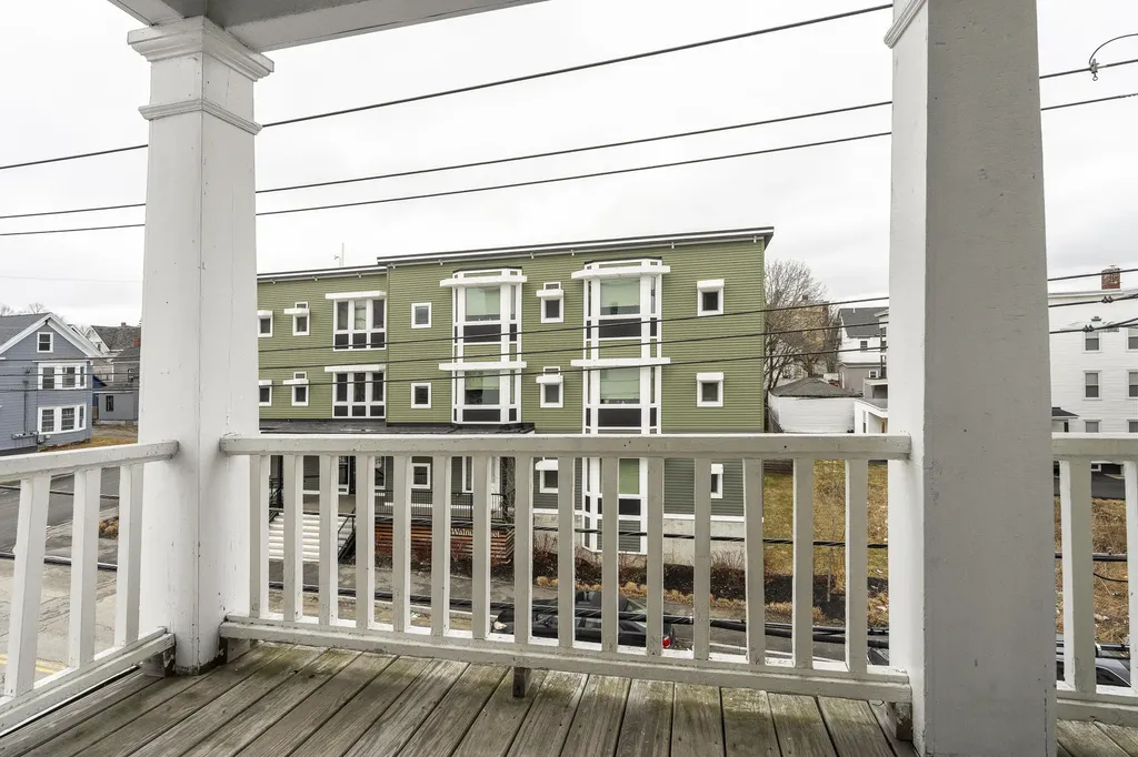 89 Walnut Street Lewiston ME 04240