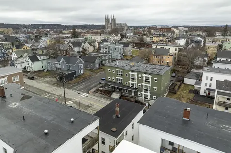 89 Walnut Street Lewiston ME 04240