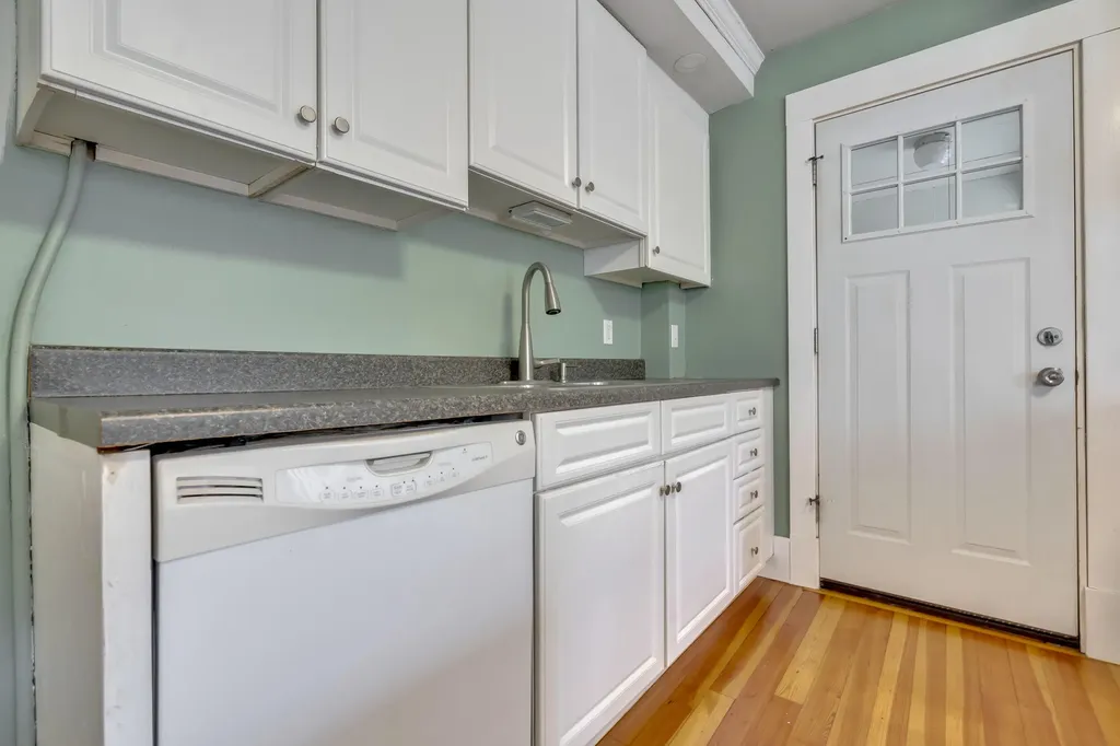 22 Bailey Avenue Portland ME 04103