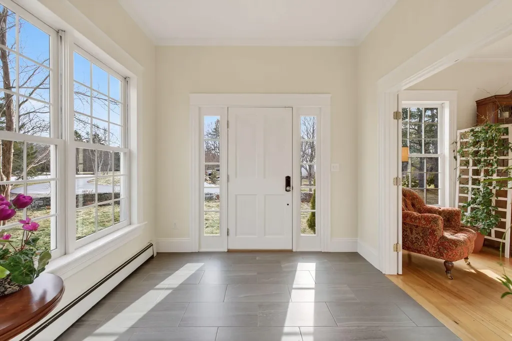 54 Royall Point Road Yarmouth ME 04096