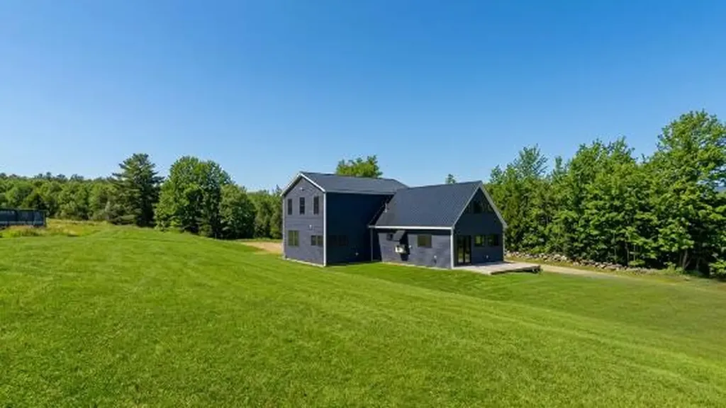 28 Morse Hill Road West Paris ME 04289