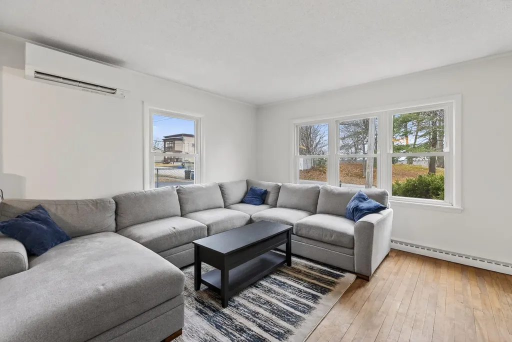 75 Summit Avenue Lewiston ME 04240