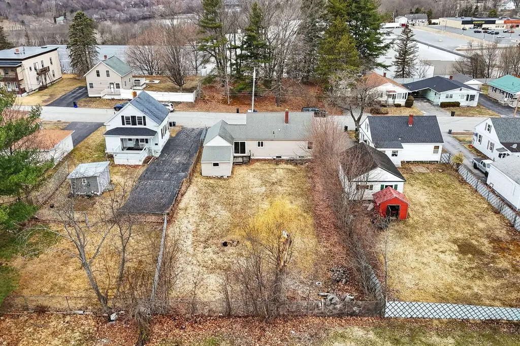 75 Summit Avenue Lewiston ME 04240