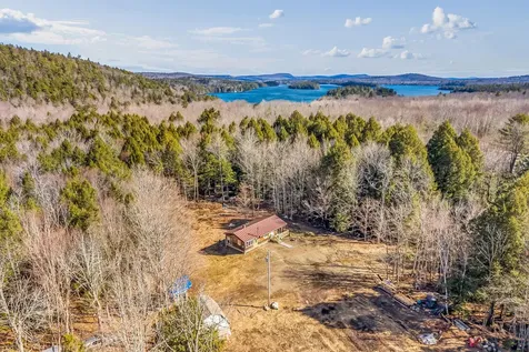 83 Ridge School Road Liberty ME 04949