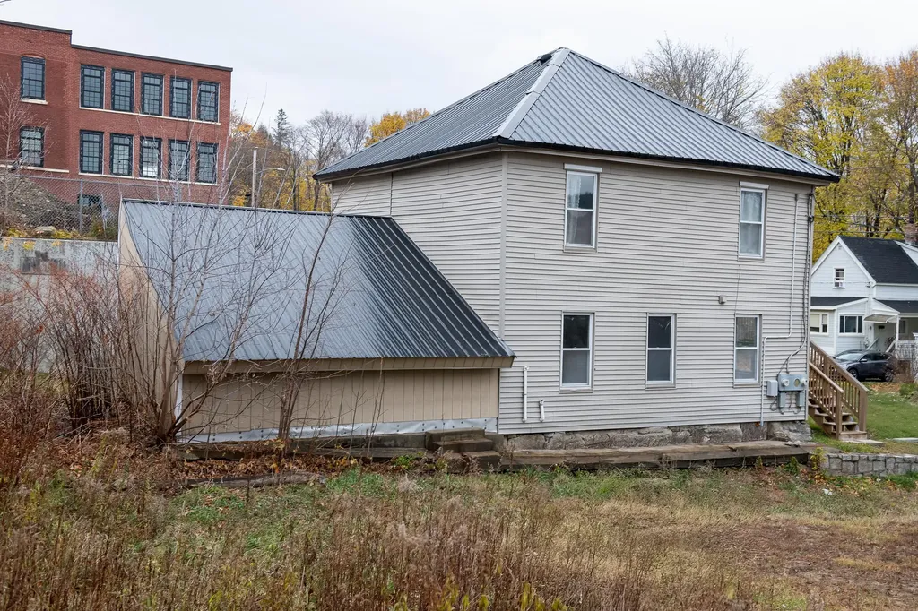 129 Washington Street Rumford ME 04276