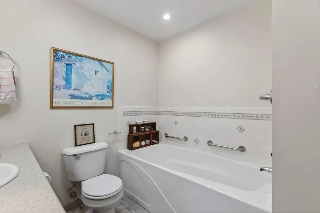 131 Western Avenue Kennebunk ME 04043