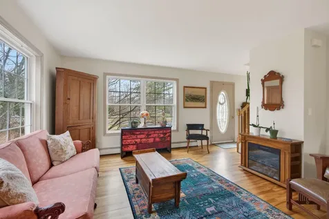 131 Western Avenue Kennebunk ME 04043