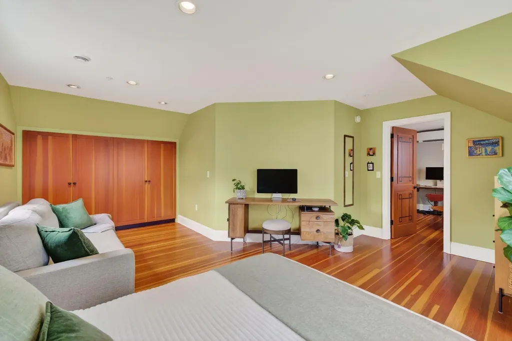 67 Merrill Street Portland ME 04101