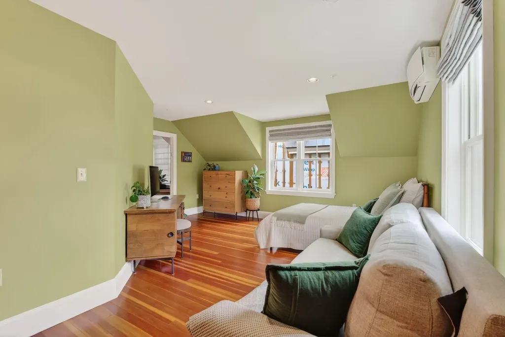 67 Merrill Street Portland ME 04101