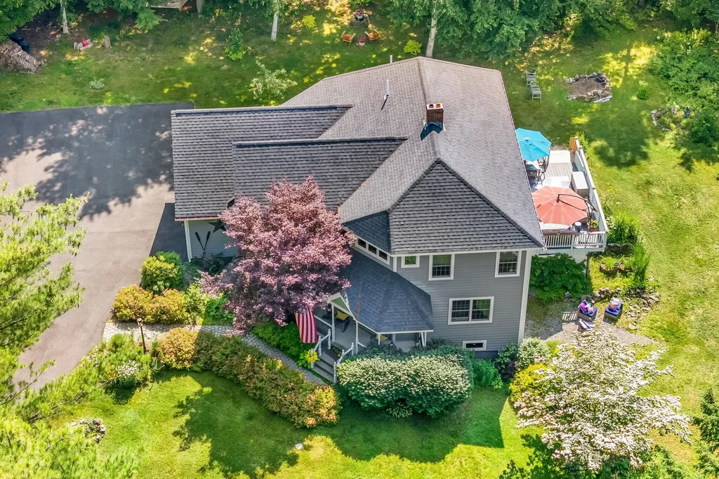 123 Fogg Road Readfield ME 04355