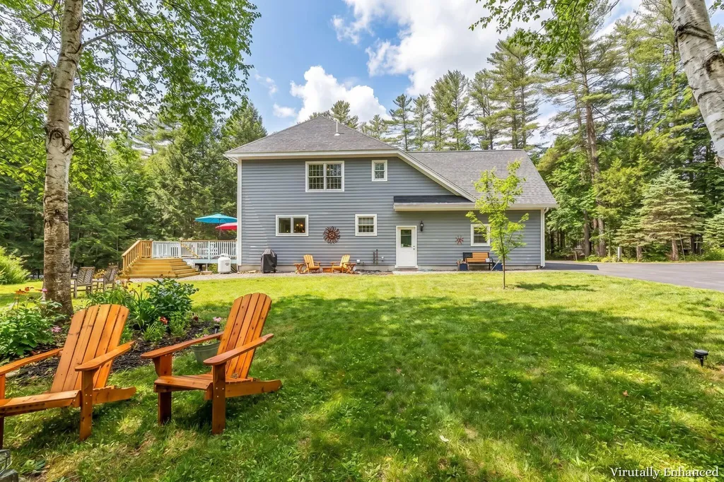 123 Fogg Road Readfield ME 04355