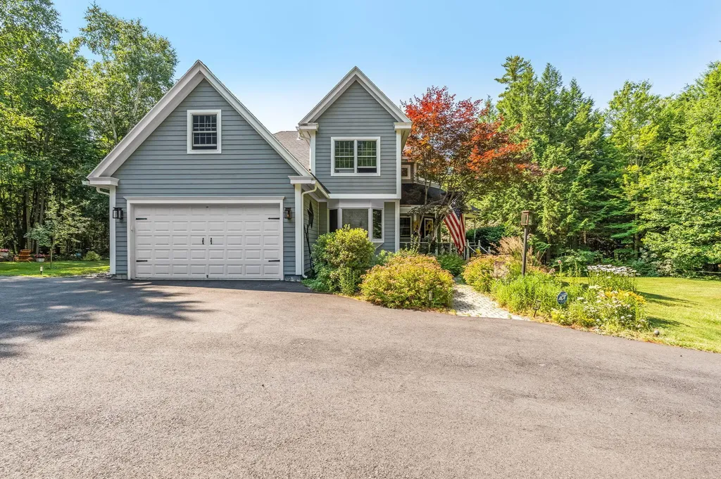 123 Fogg Road Readfield ME 04355
