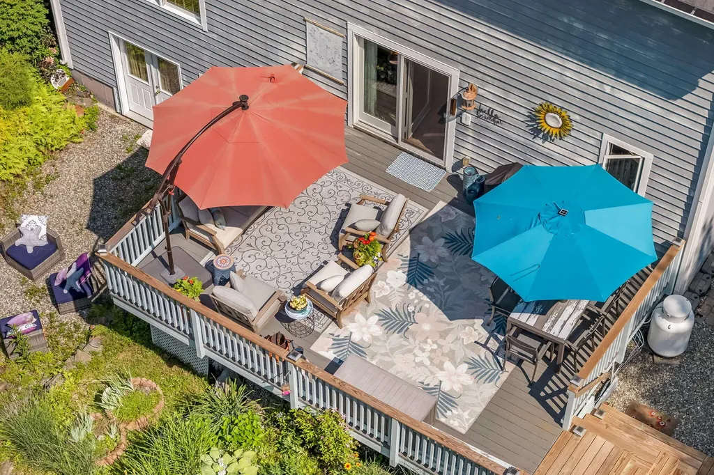 123 Fogg Road Readfield ME 04355