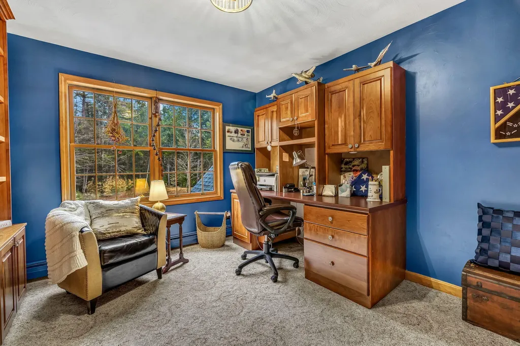 123 Fogg Road Readfield ME 04355