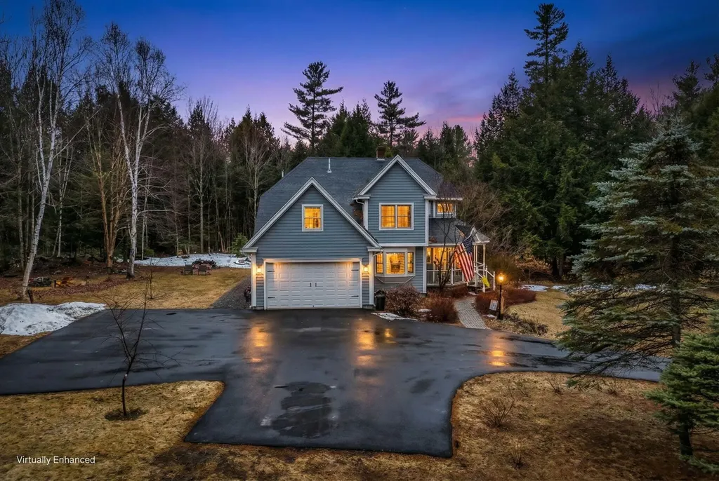 123 Fogg Road Readfield ME 04355