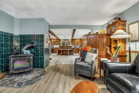 123 Fogg Road Readfield ME 04355
