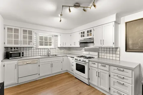 9 Folcutt Road Kittery ME 03905