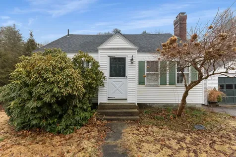 9 Folcutt Road Kittery ME 03905
