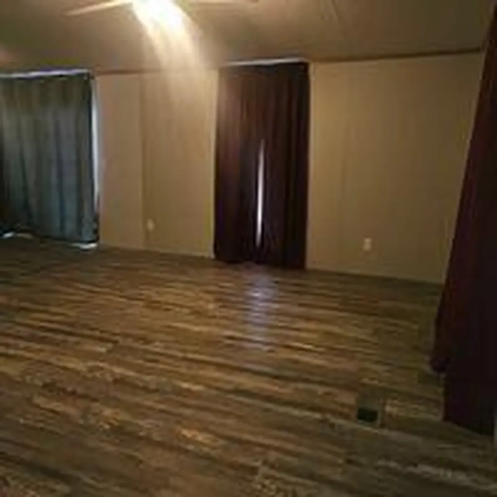 28 Lakewood Estates Lane Oxford ME 04270