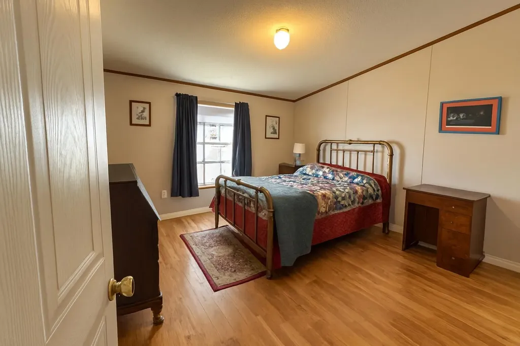 14 Town & Country Drive Lisbon ME 04250