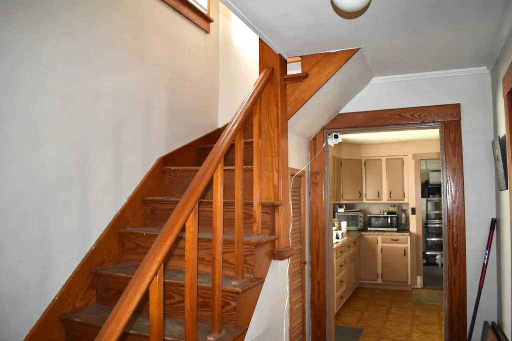 28 Libby Street Lincoln ME 04457