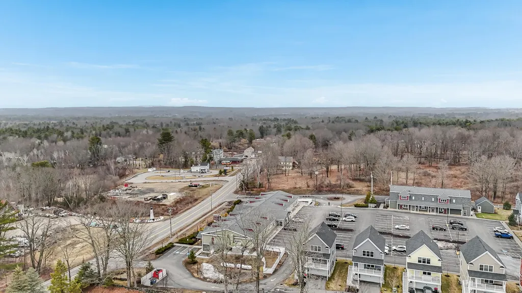 518 U.s. 1 Kittery ME 03904