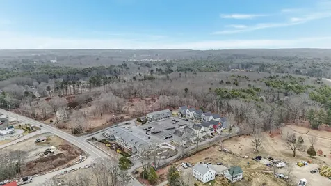 518 U.s. 1 Kittery ME 03904