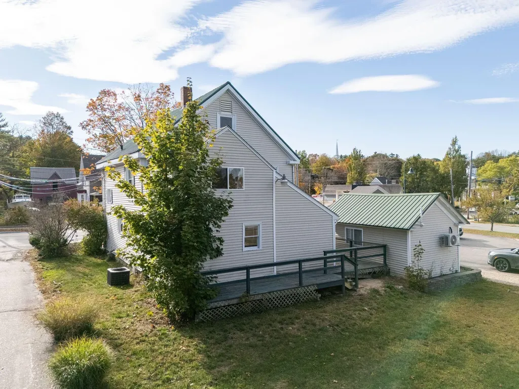 10 Elm Street Gorham ME 04038